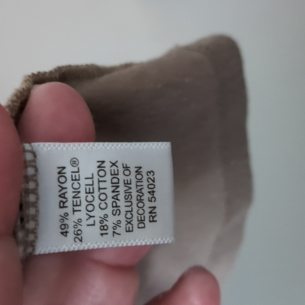 Banana Republic Tank Top - Picture 5 of 5